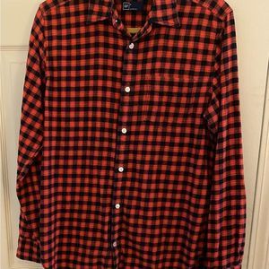 Gap Buffalo Check Red & Black Long Sleeve Button Down Shirt Size Medium